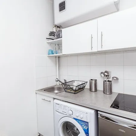 Studio For 2 Very Bright In Montmartre Apartment Paris